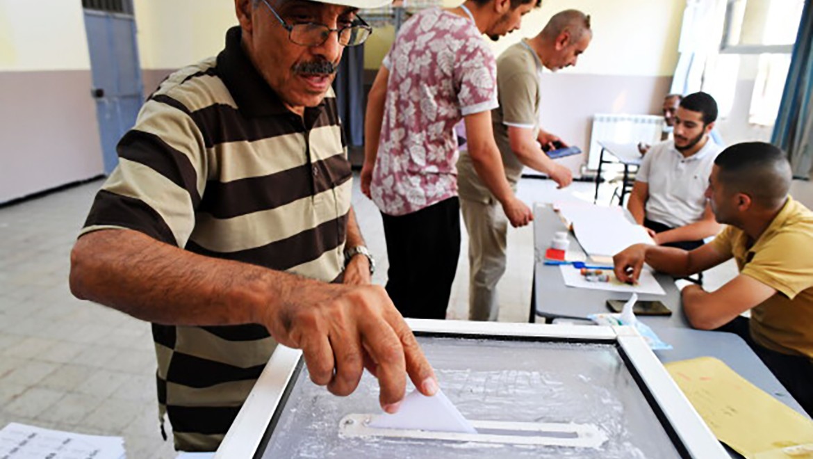 Cezayir'de seçimlerinde katılım yüzde 20,79'da kaldı