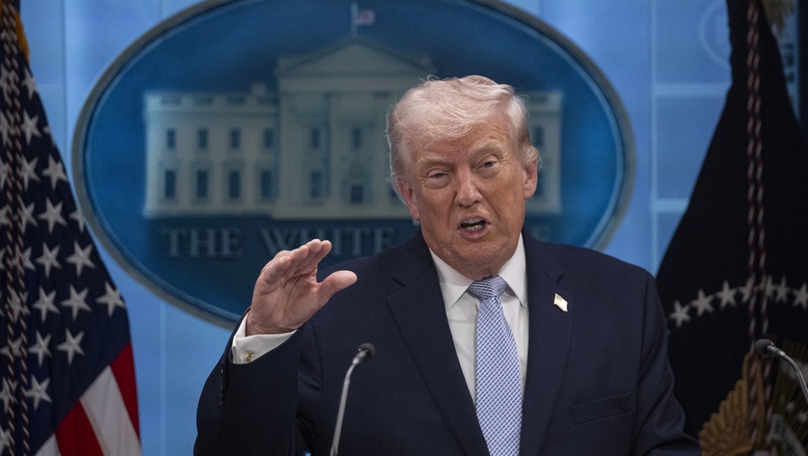 Mahkeme Trump'ın göçmen vizelerini askıya alma kararını durdurdu