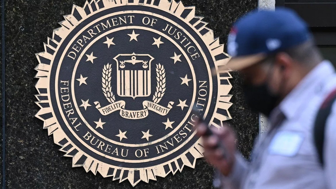 Binlerce FBI ajanının kişisel verileri çalındı