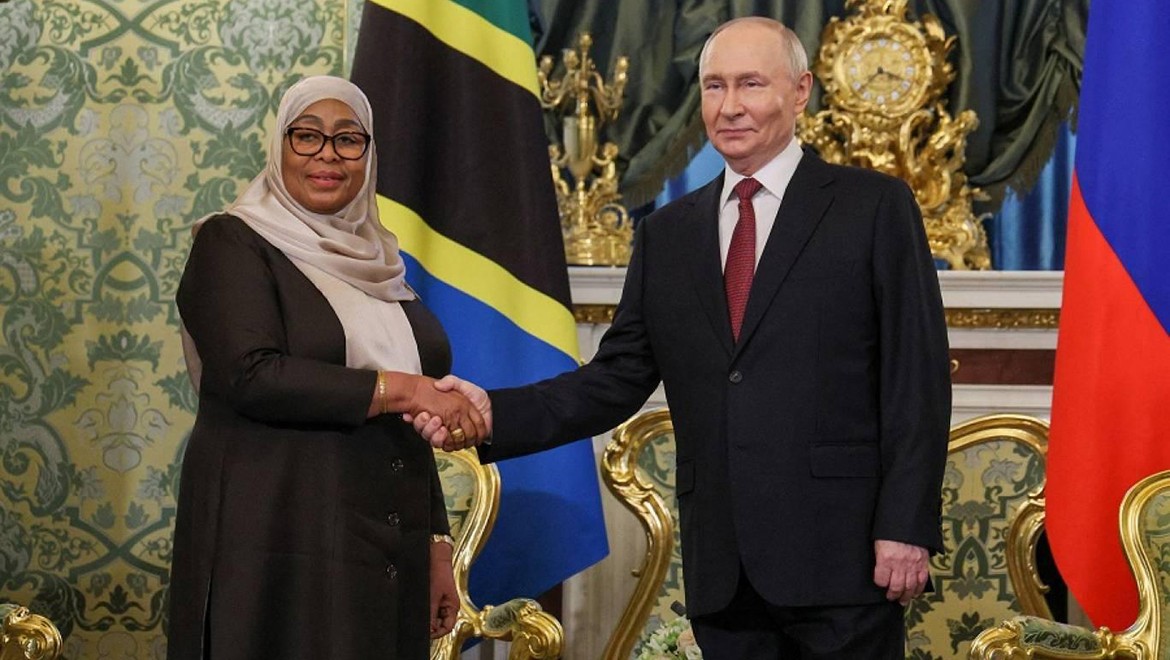 "Batı'nın baskıları" Afrika ülkelerini neden Kremlin'e doğru itiyor?