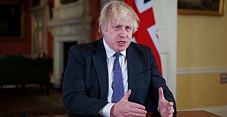 Boris Johnson 'Omicron dalgası geliyor'…