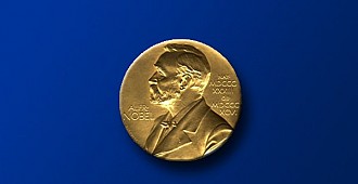 Nobel ödülünü açık artırmada sattı