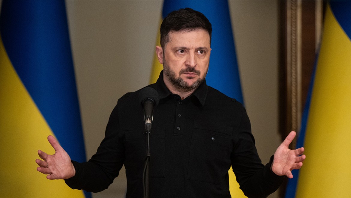 Zelenskiy üçlü görüşmelerin tarih ve yerini açıkladı