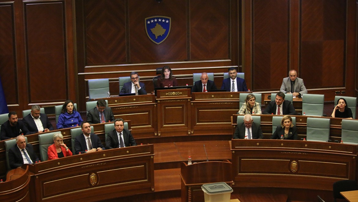 Kosova'da cumhurbaşkanı seçilemedi, erken seçime gidiliyor