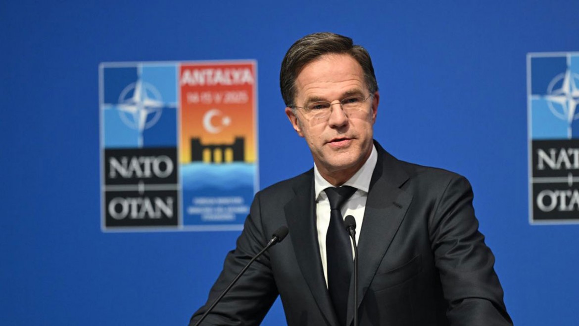 "Türkiye'nin savunma sanayisi NATO'ya fayda sağlayacak"