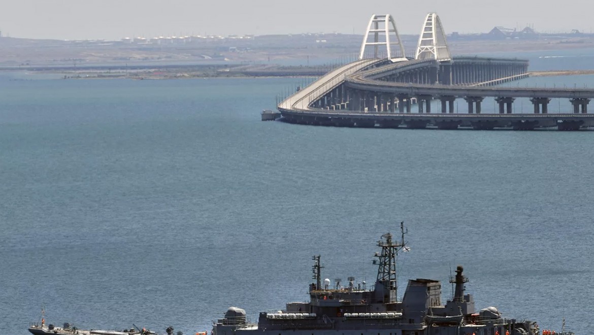 Ukrayna Kırım Köprüsü'nü bombaladı