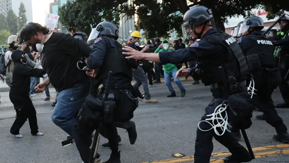 os Angeles'ta in sanlar korkuyorL