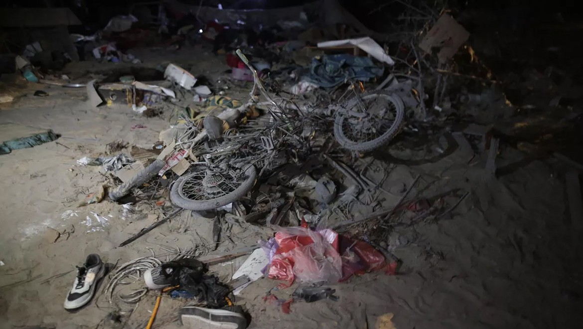 İsrail ordusu, çadırlara saldırdı: En az 40 ölü