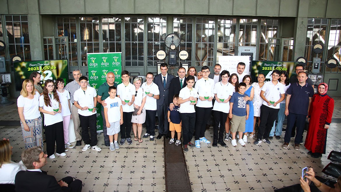 Doğa Kolejinden 2025 LGS'de 42 Türkiye birincisi