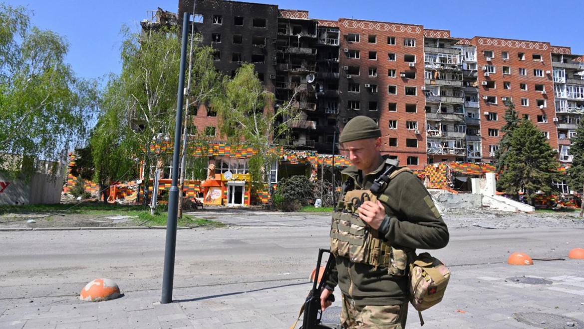 "Rus askerler bize sivil kılığına girerek saldırıyor"