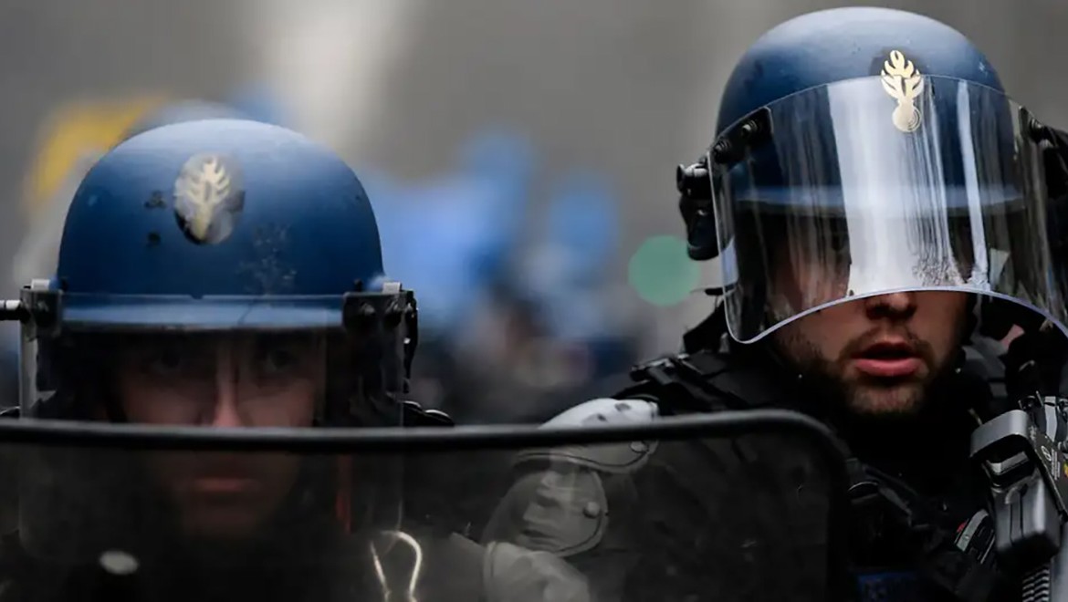 Avrupa'da en şiddet yanlısı polis Fransız polisi mi?
