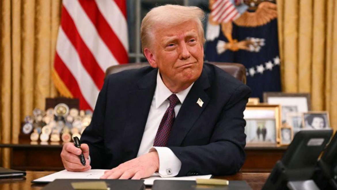 Trump, "vergi indirimi" tasarısını imzaladı