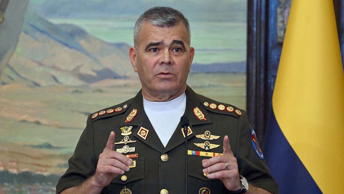 "ABD'nin tehditlerine "başımız dik" karşılık veriyoruz"