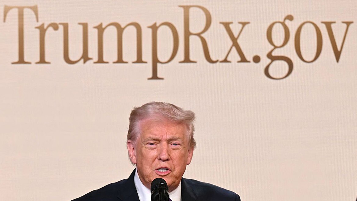 Uygun fiyatlı ilaçların alınabileceği "TrumpRx" sitesini duyurdu