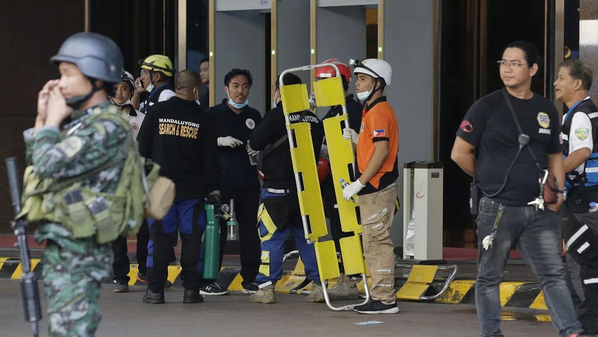 Filipinler açıklarında bir feribot battı: En az 15 ölü