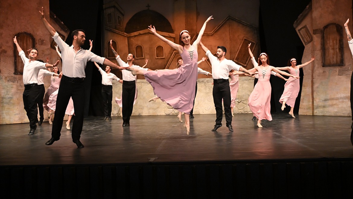 Bodrum Bale Festivali "Zorba" balesi ile devam etti