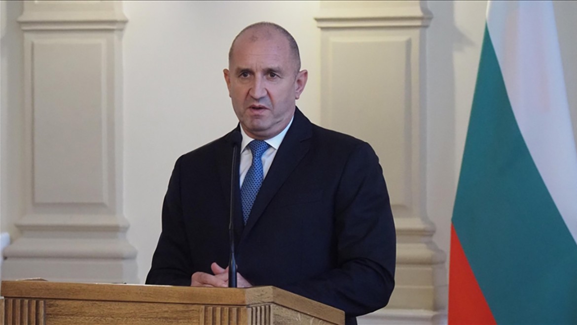 Bulgaristan'da Radev seçimi açık farkla kazandı