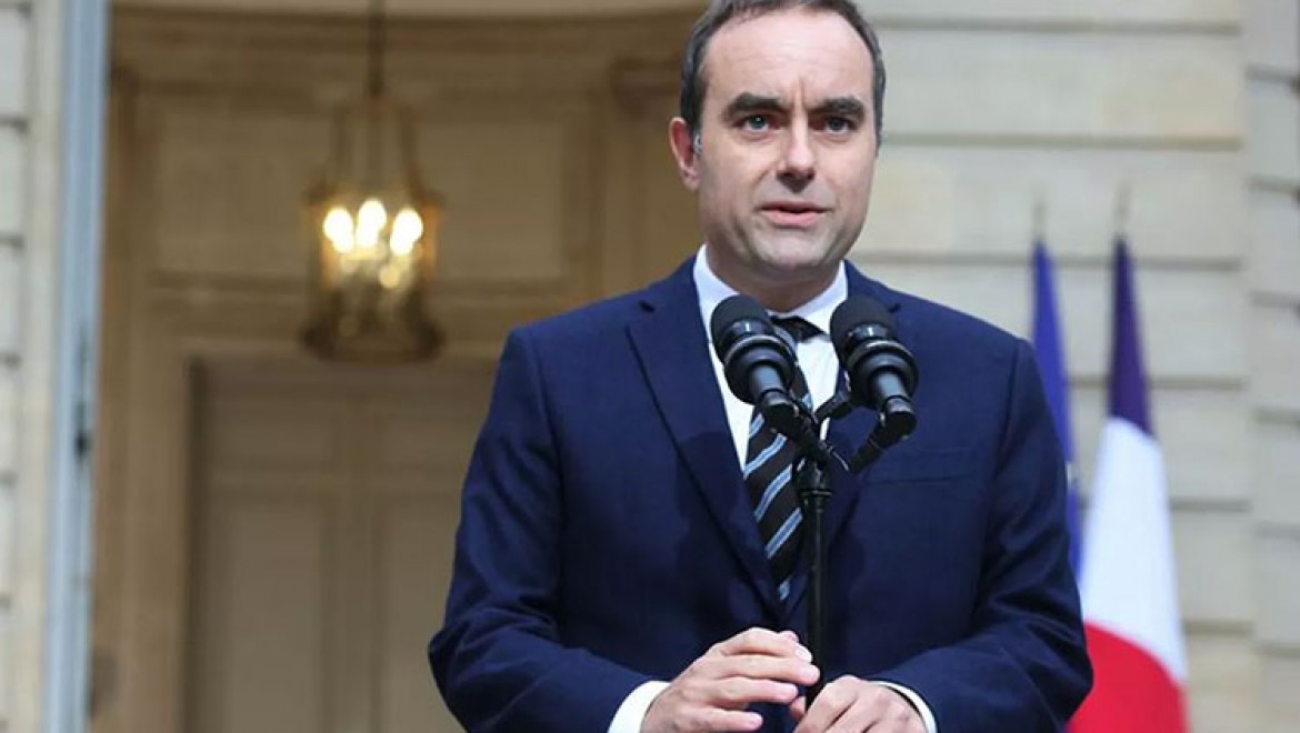 Lecornu atanmasından kısa süre sonra istifa etti