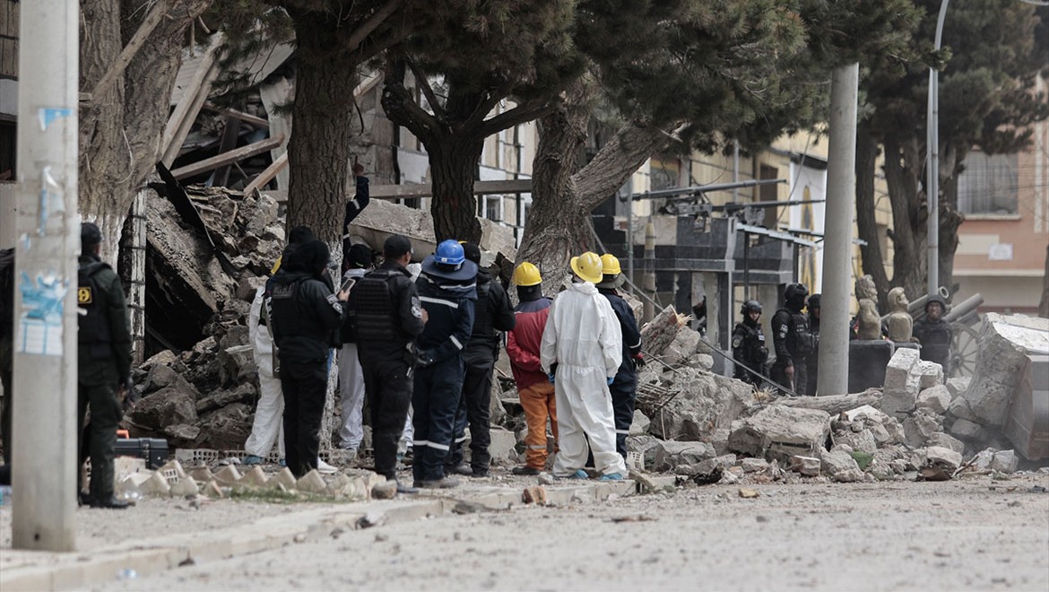 Bolivya'da kışladaki patlama, 2 ölü, 81 yaralı