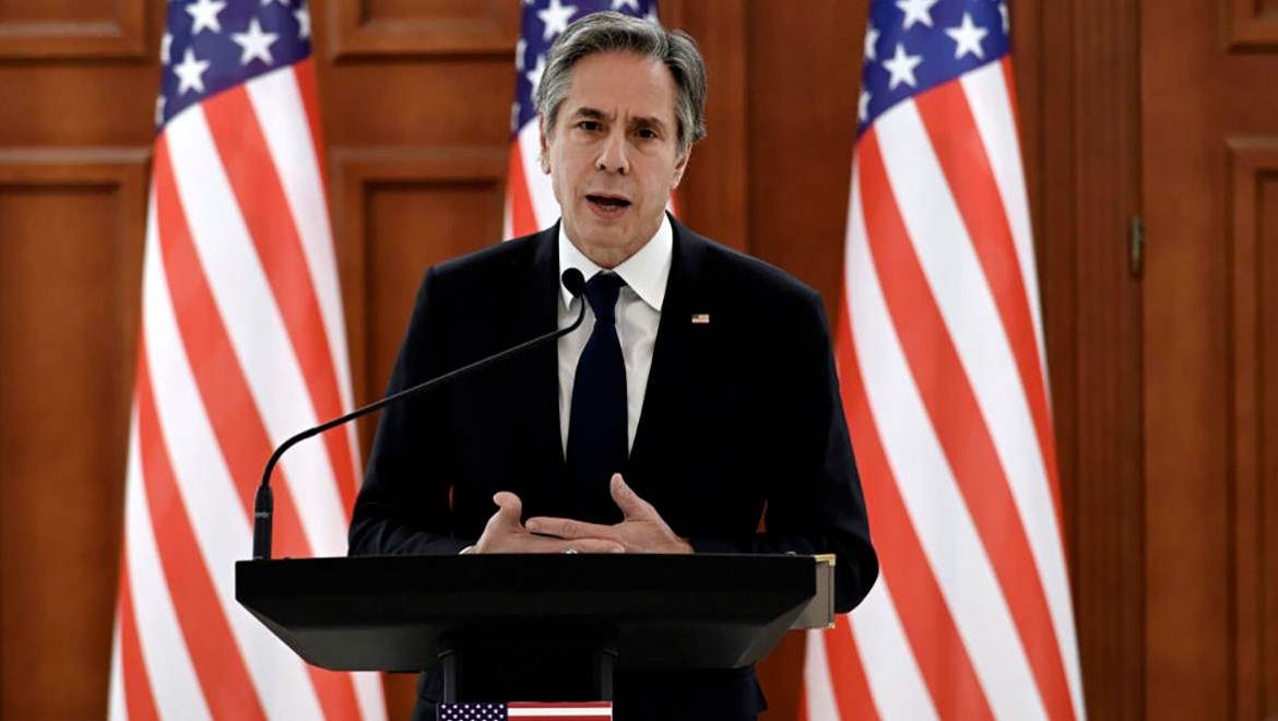 "Önümüzdeki haftalarda Ukrayna'ya hava savunma sistemleri vereceğiz"