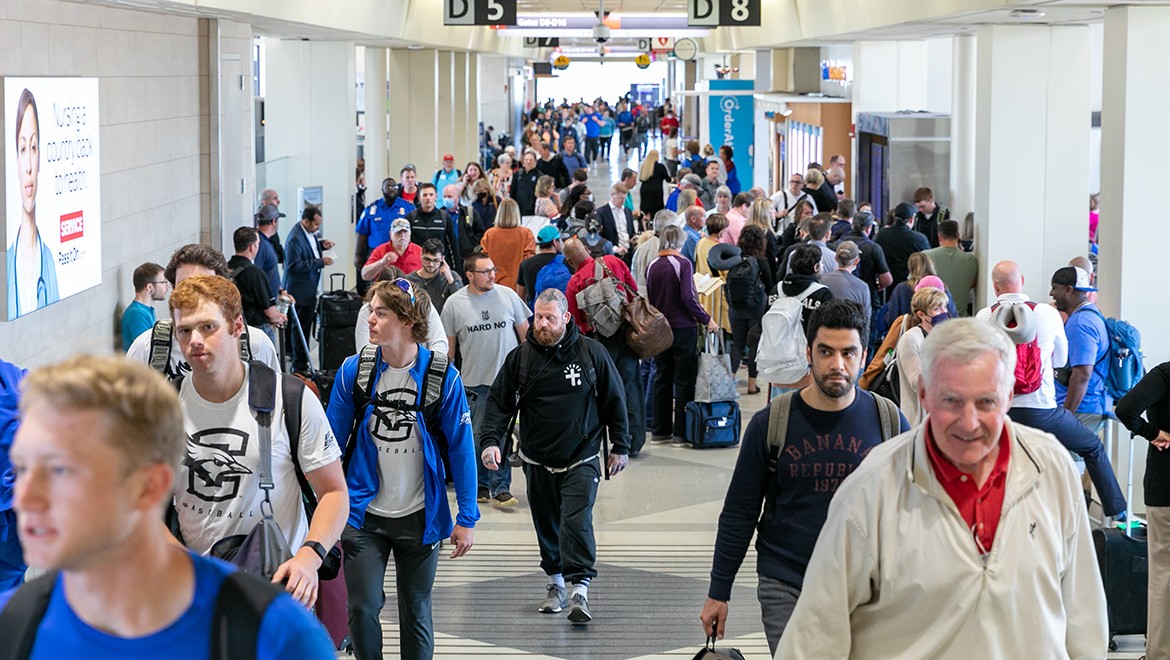 ABD'de havalimanında bomba tehdidi paniğe neden oldu