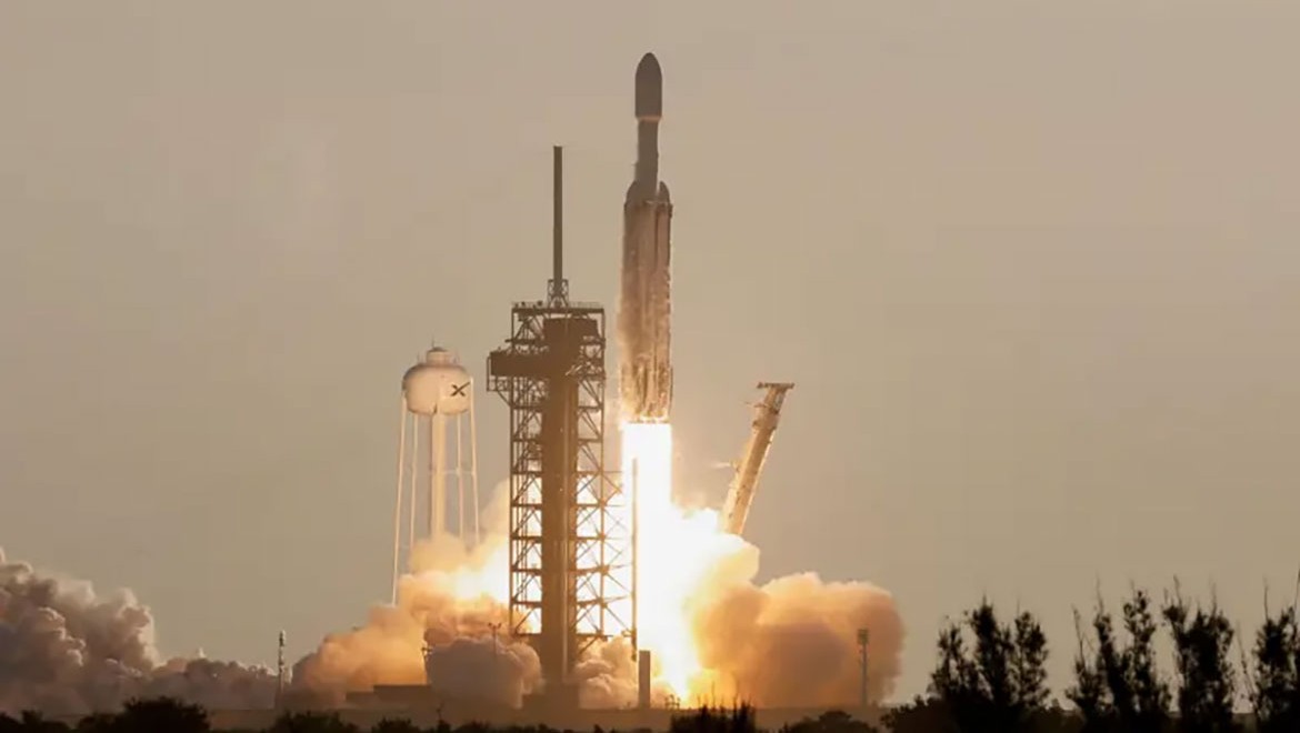 NASA yeni teleskobunu fırlattı