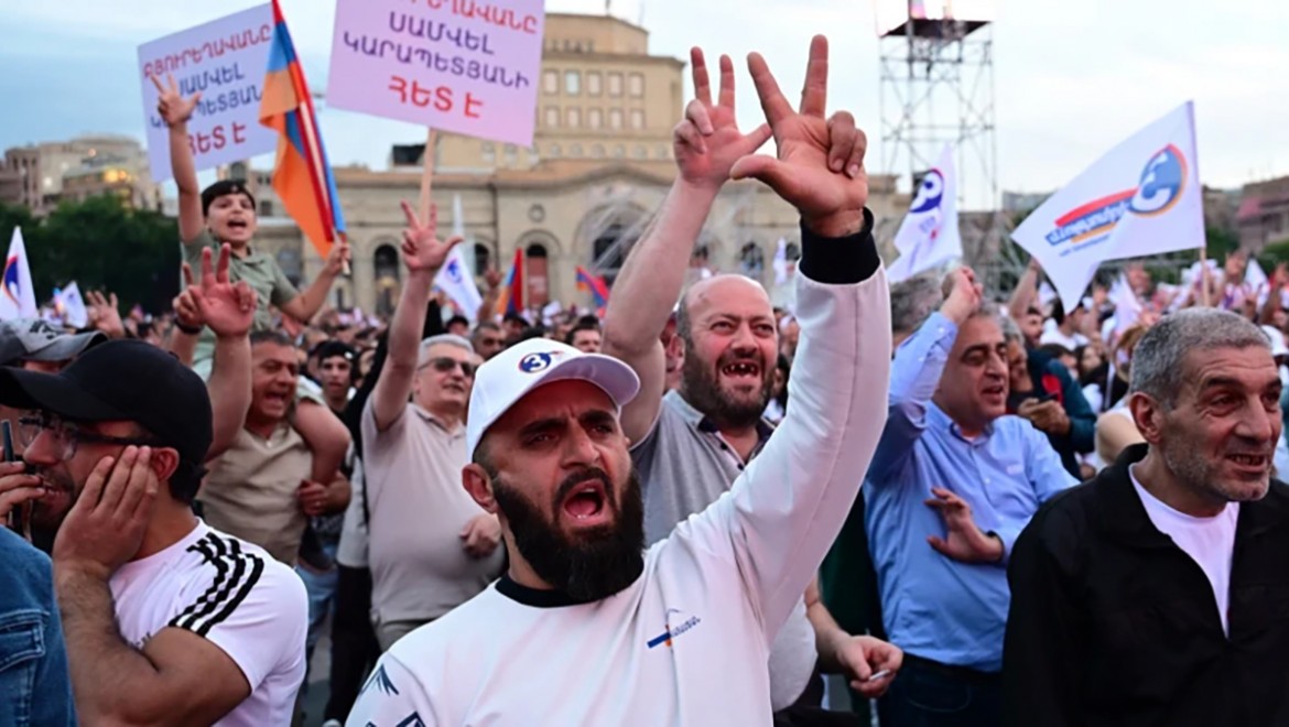 Ermenistan, Rusya gölgesinde seçimlere gidiyor