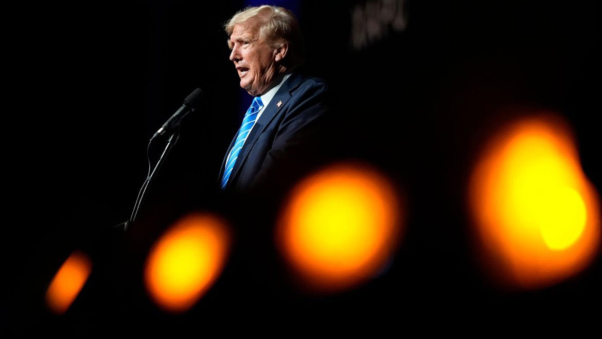 Trump'ın takipçileri kripto para dolandırıcılığının kurbanı oldu