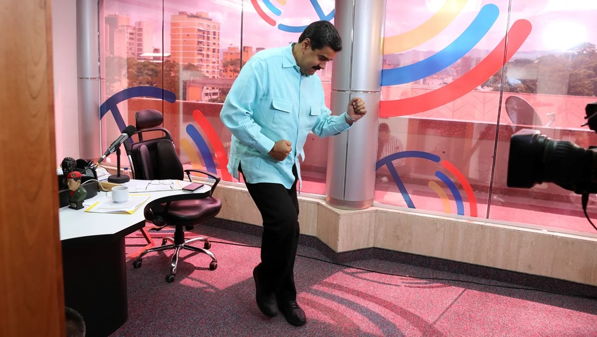 Maduro, dans ederek ABD'ye "barış" çağrısında bulundu