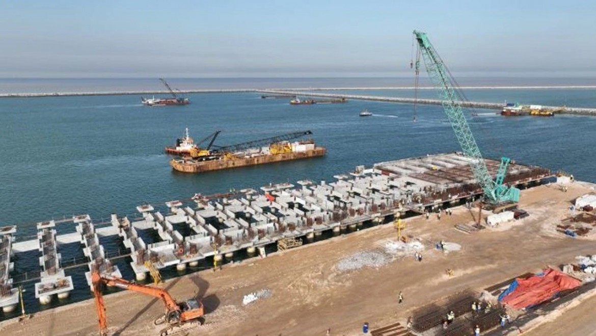 Irak, ülkedeki petrol limanlarının kapatıldığını açıkladı