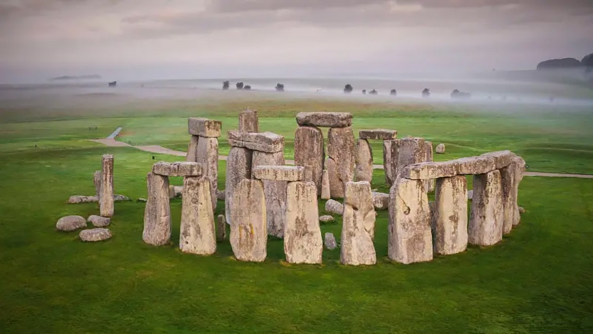 Stonehenge'in daha basit ve eski bir versiyonu bulundu