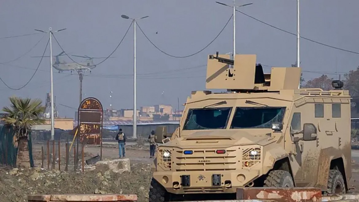 ABD, Suriye'de iki üsten çekildi