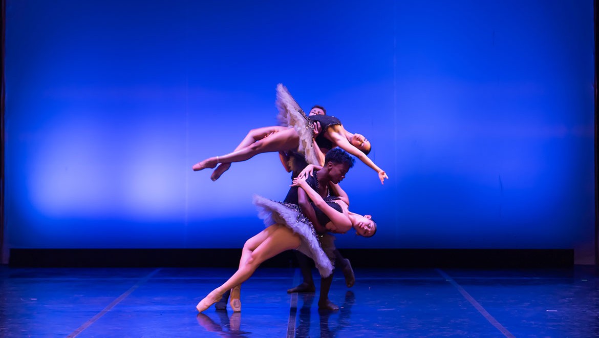 Bale Festivali'nde Tango Latino sahnelerdi