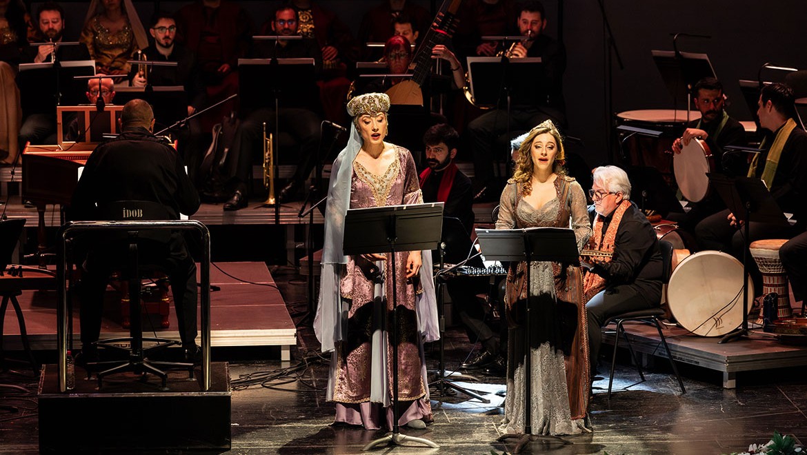 Sultans of the Opera Sahnedeydi..