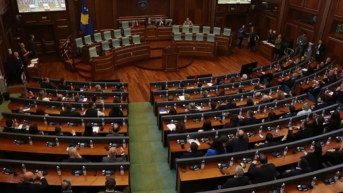 Kosova Meclisi feshedildi