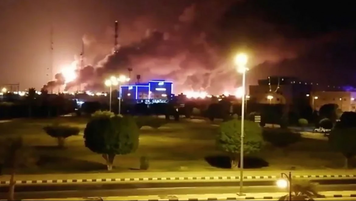 Suudi Ardabistan'daki Aramco tesisi vuruldu