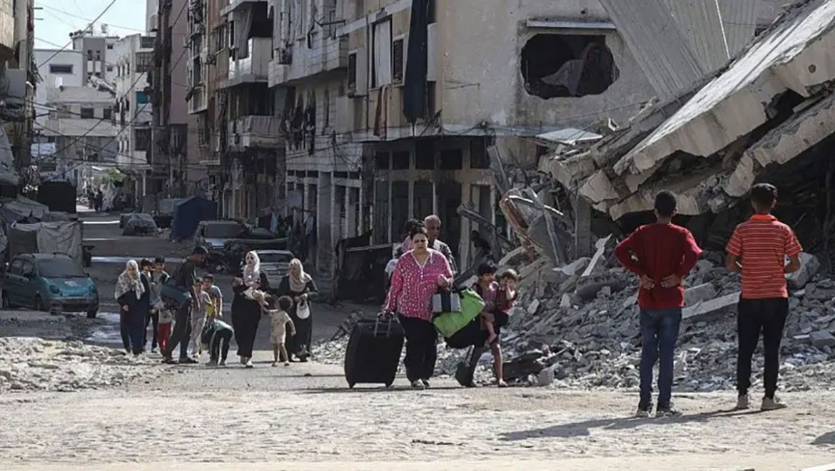 Almanya İsrail'e silah satışını askıya aldı