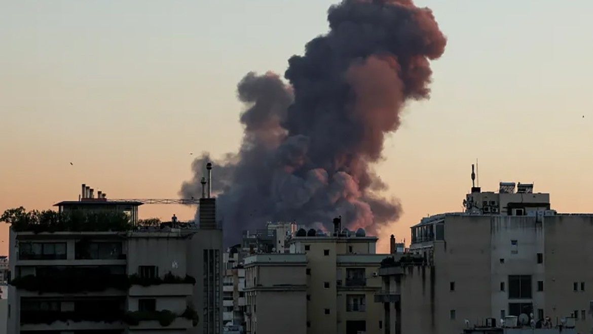 İsrail, Beyrut'a yeni hava saldırıları düzenledi