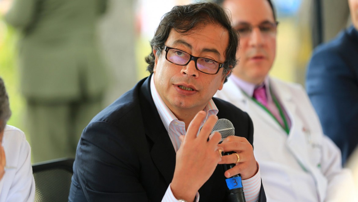 Petro, suikast endişesiyle sel bölgesine gecikmeli ulaştı