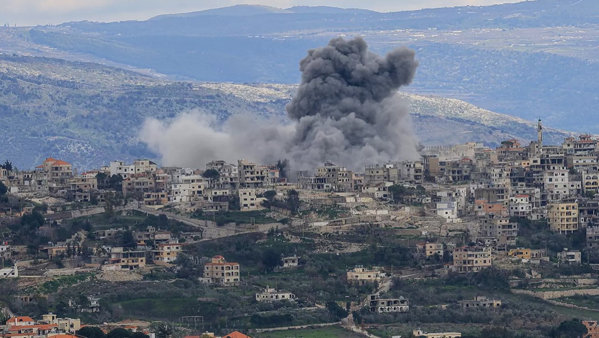 Lübnan'da Hamas yöneticilerinden Atallah ile eşi öldü