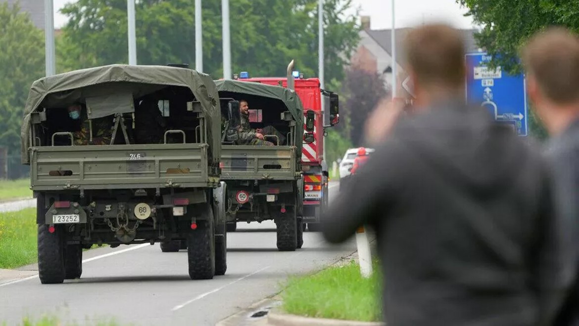 Belçika'da, zorunlu askerlik tekrar gündemde