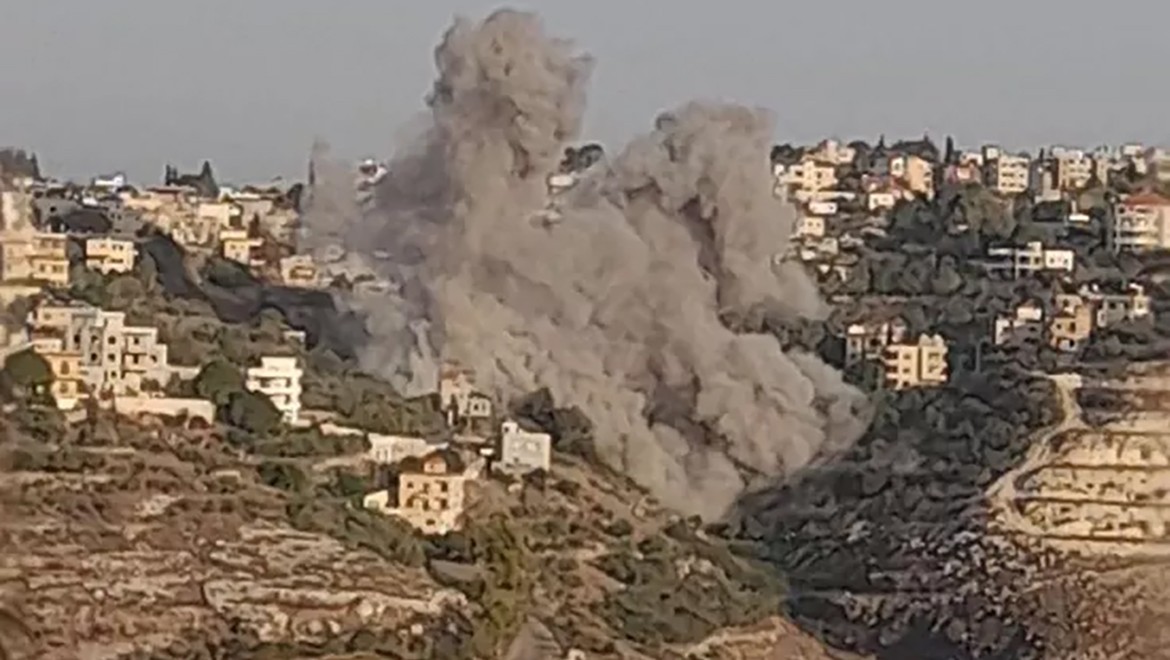 İsrail ordusu Lübnan'ın güneyine saldırı düzenledi