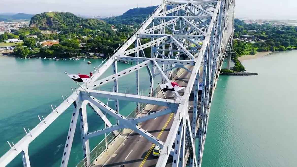 "Geçiş ücretleri ABD gemileri için kaldırıldı"