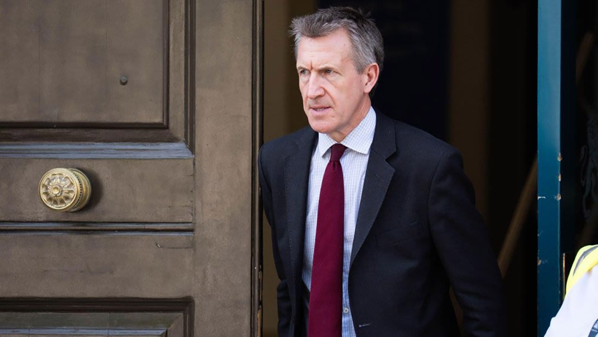 İngiltere'de istifa eden Savunma Bakanı'nın yerine Dan Jarvis atandı